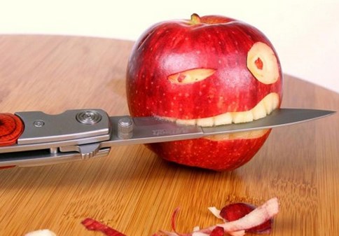Почему нельзя есть с ножа примета