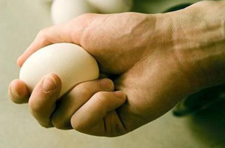 выкатывание порчи яйцом